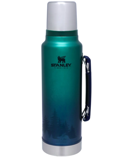 Deals 🎁 Stanley Classic Legendary Bottle | 1.5 QT | Limited-Edition 🤩 -Sweese Elegant Shop B2B Web PNG Classic Vacuum Bottle 1 5QT NorthernLights Front