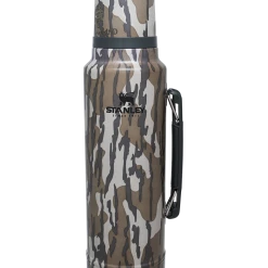Best Pirce ✨ Stanley Classic Legendary Bottle | 1.5 QT 🔔 15 Best Pirce ✨ Stanley Classic Legendary Bottle | 1.5 QT 🔔 -Sweese Elegant Shop B2B Web PNG The Classic Vacuum Bottle MossyOak Bottomlands 1 5QT